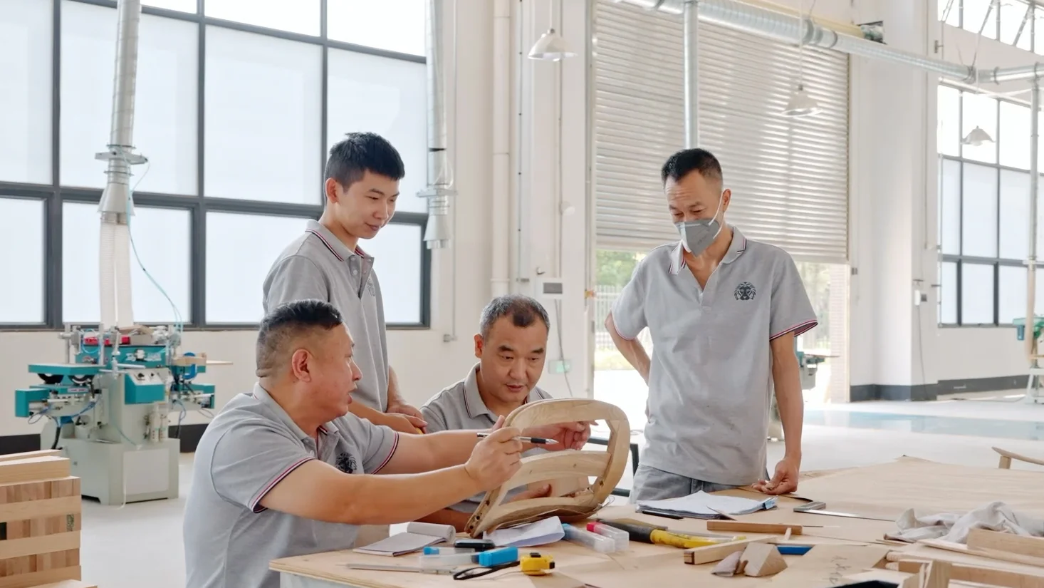 Plain Homeland Slider Six Item 5