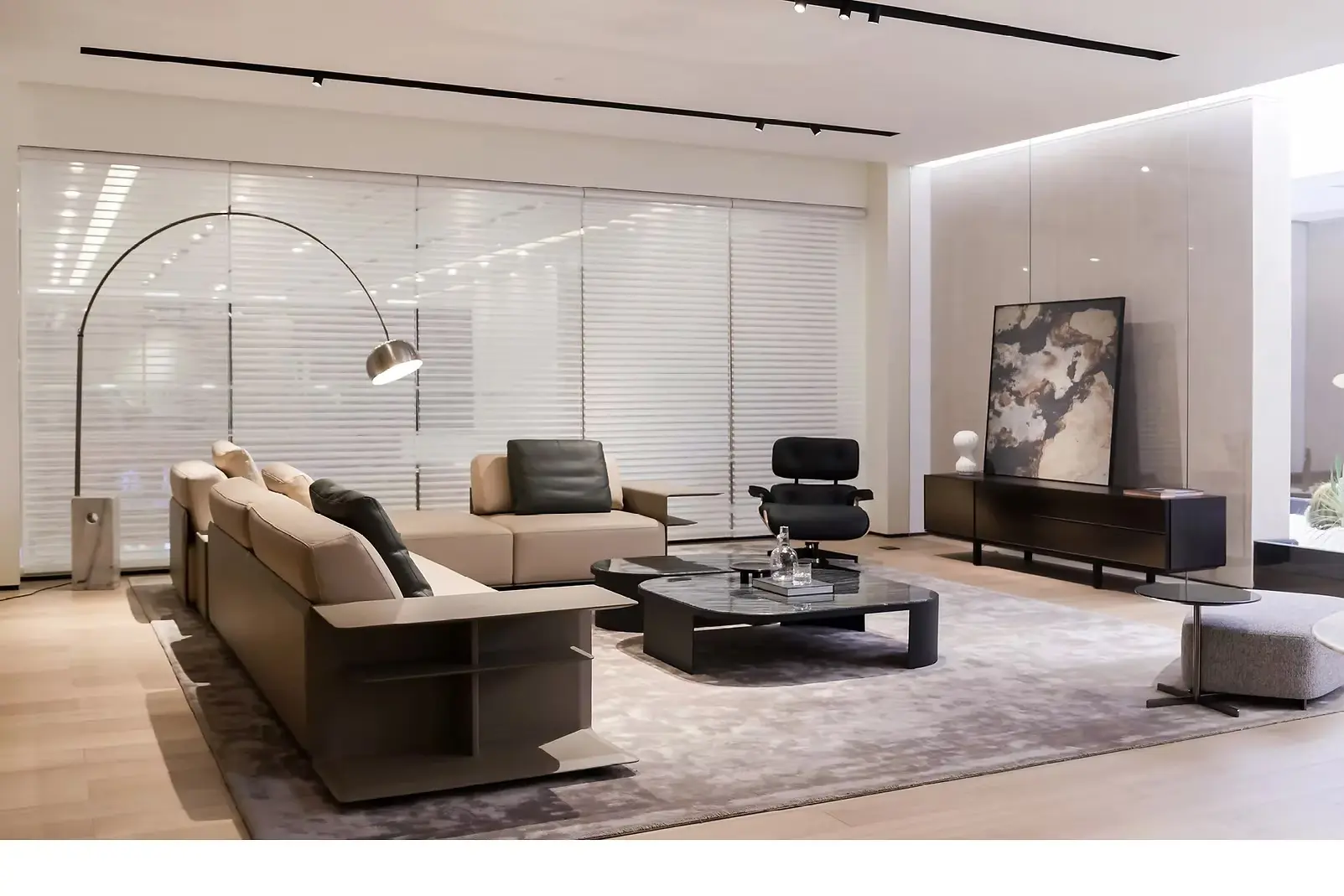 Plain Homeland Slider Three Item 4