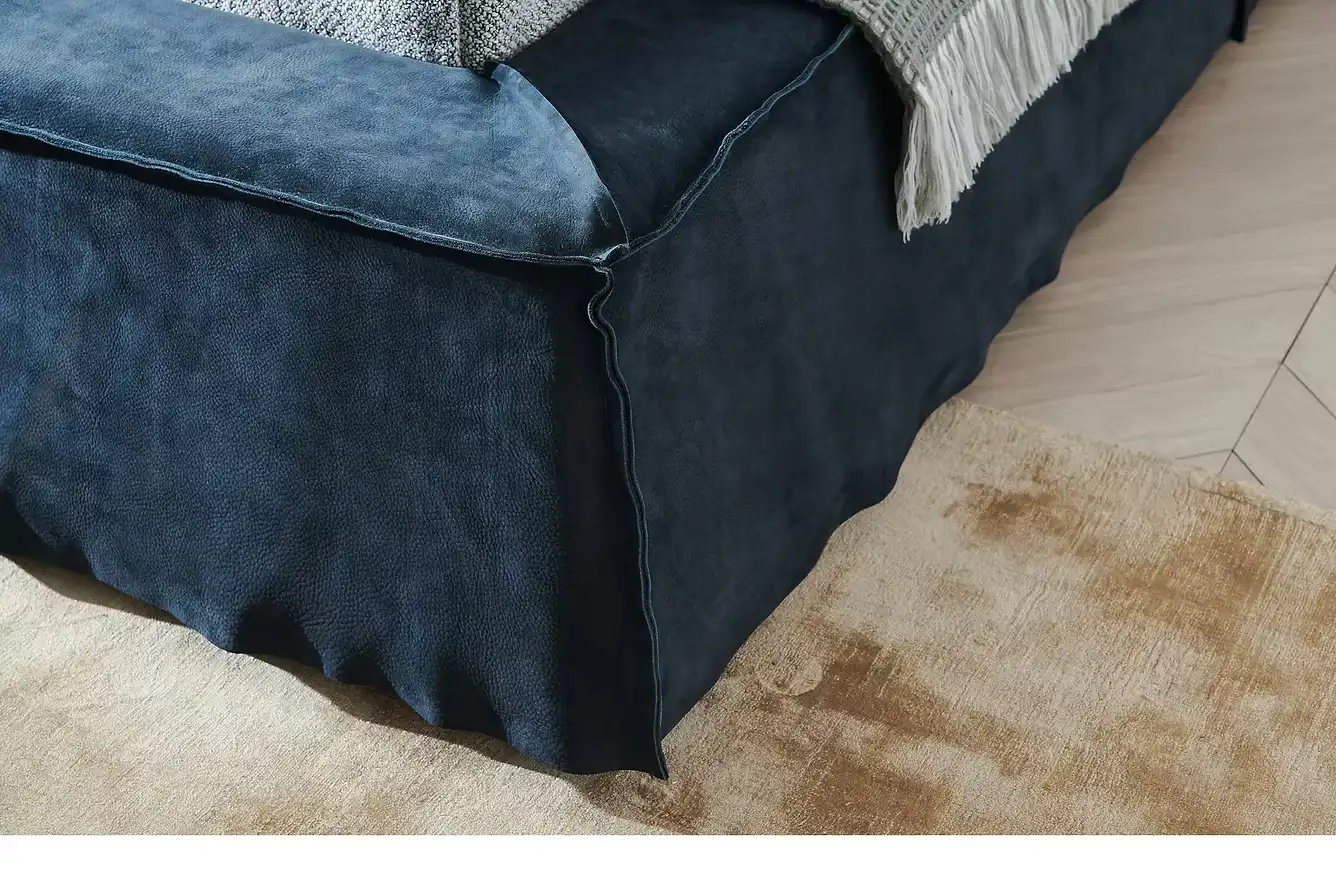 Plain Homeland Slider Three Item 3