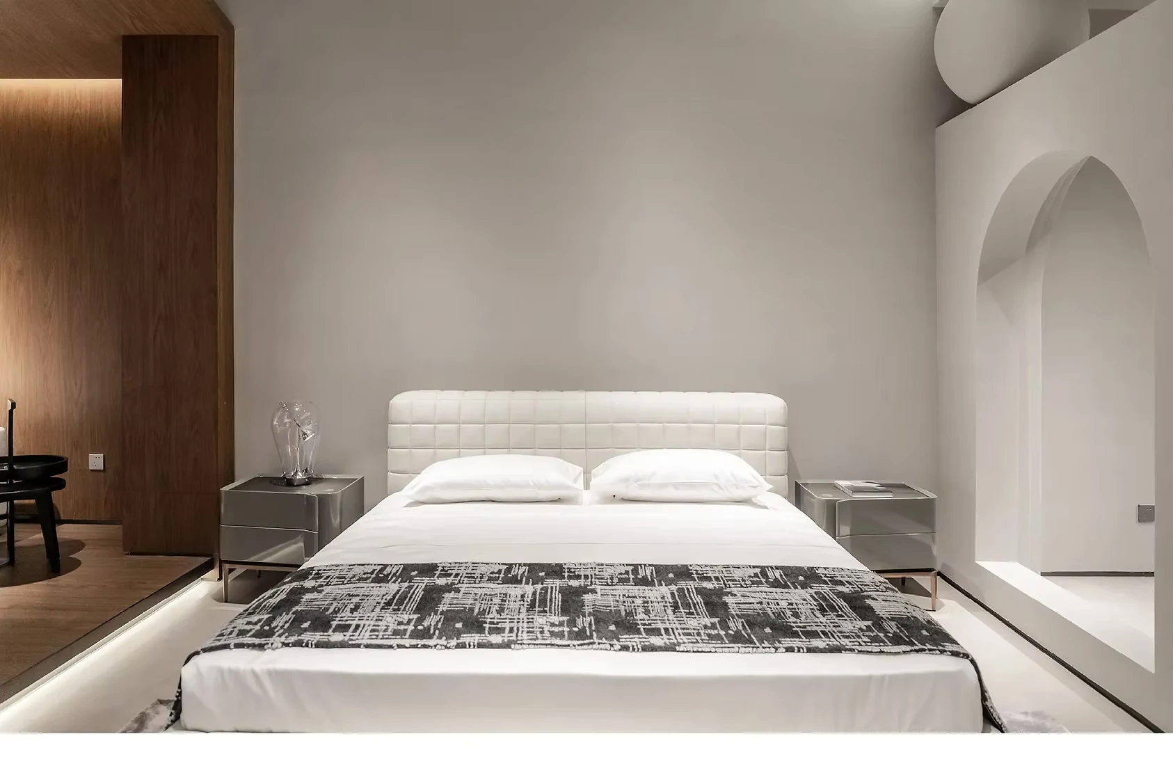 Plain Homeland Slider Three Item 2