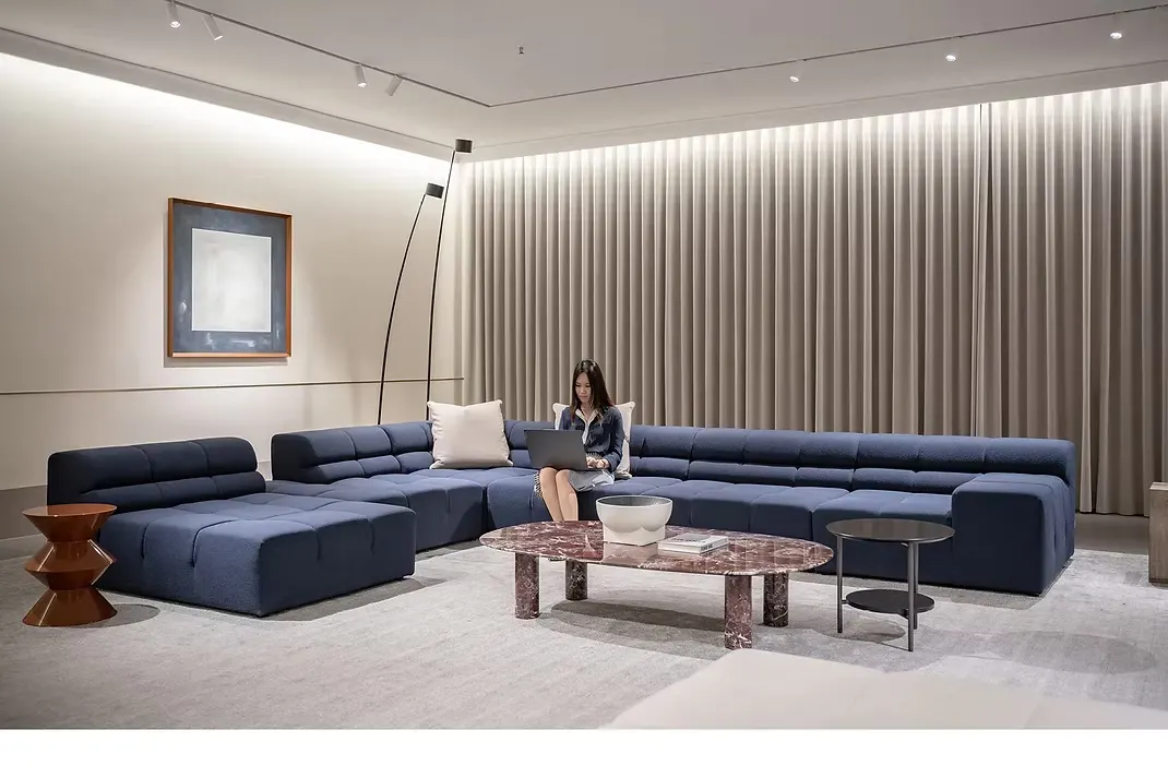 Plain Homeland Slider Three Item 1