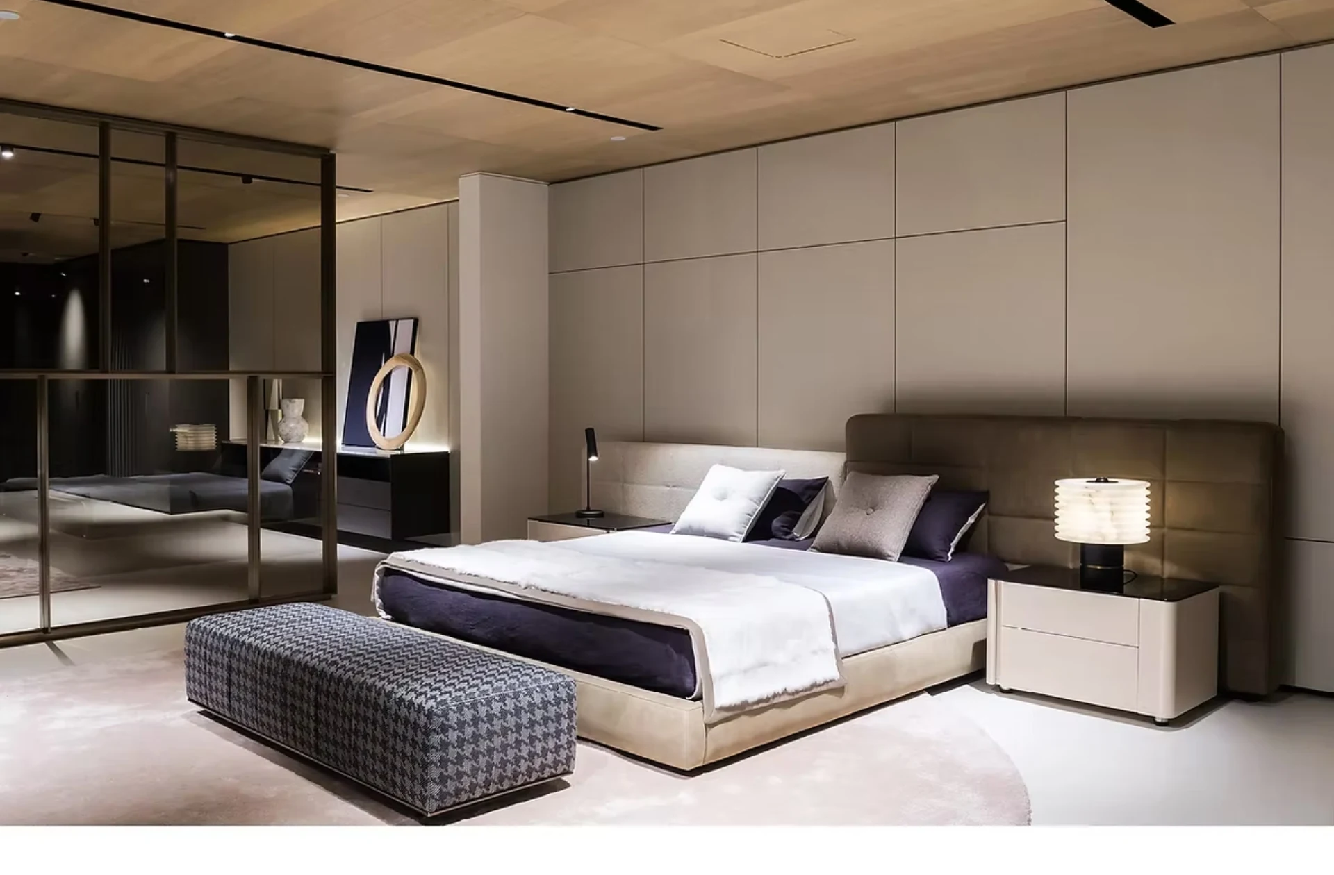 Plain Homeland Slider Three Item 2