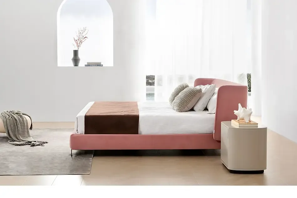 Plain Homeland Slider Three Item 2