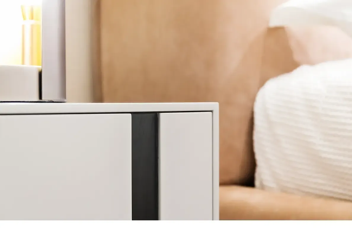 Plain Homeland Slider Three Item 2