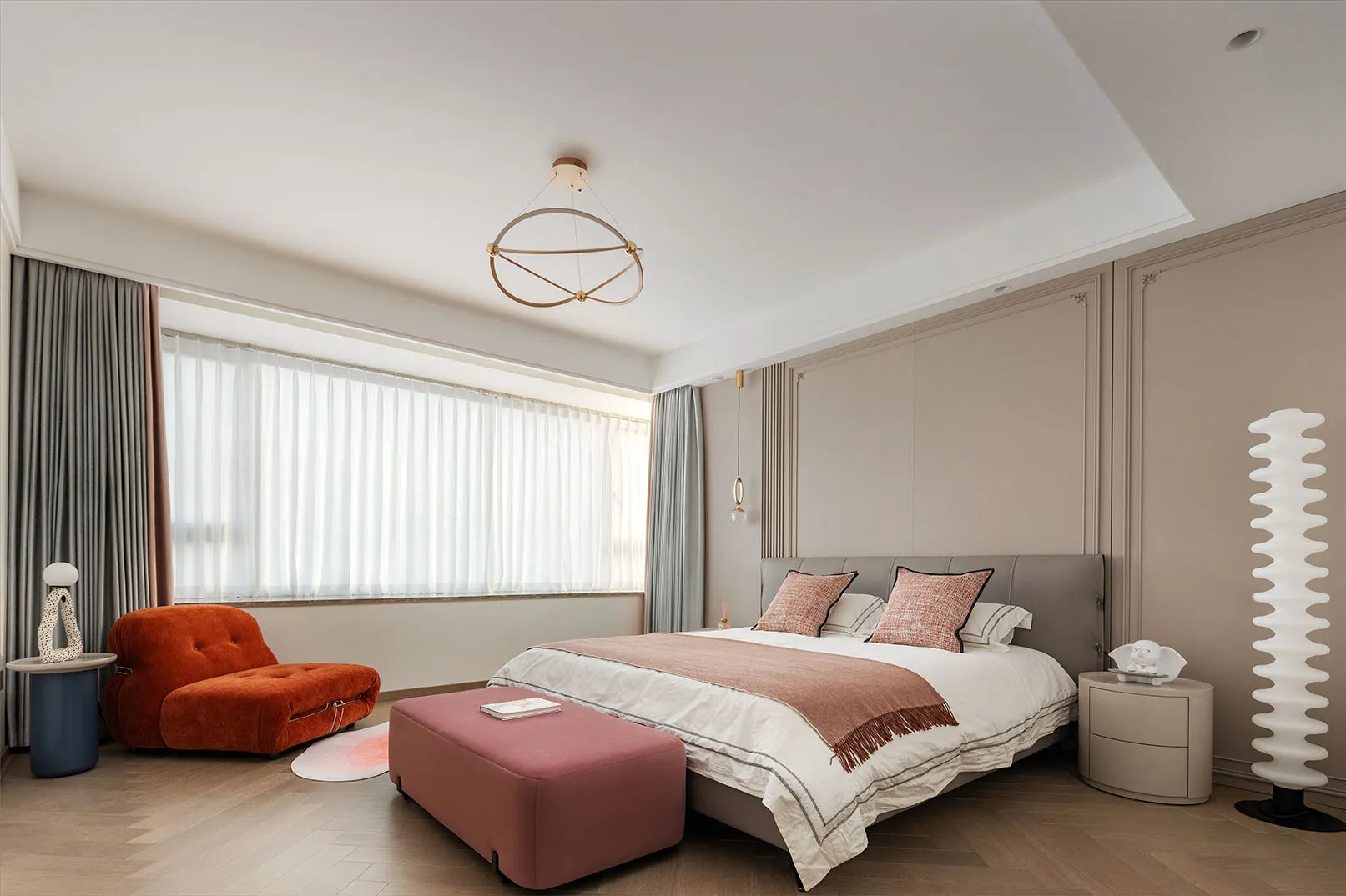 Plain Homeland Slider Three Item 7