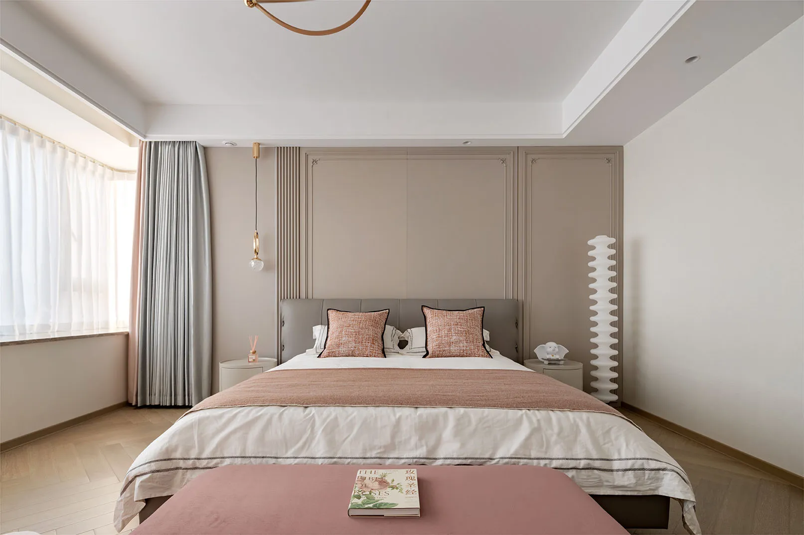 Plain Homeland Slider Three Item 2