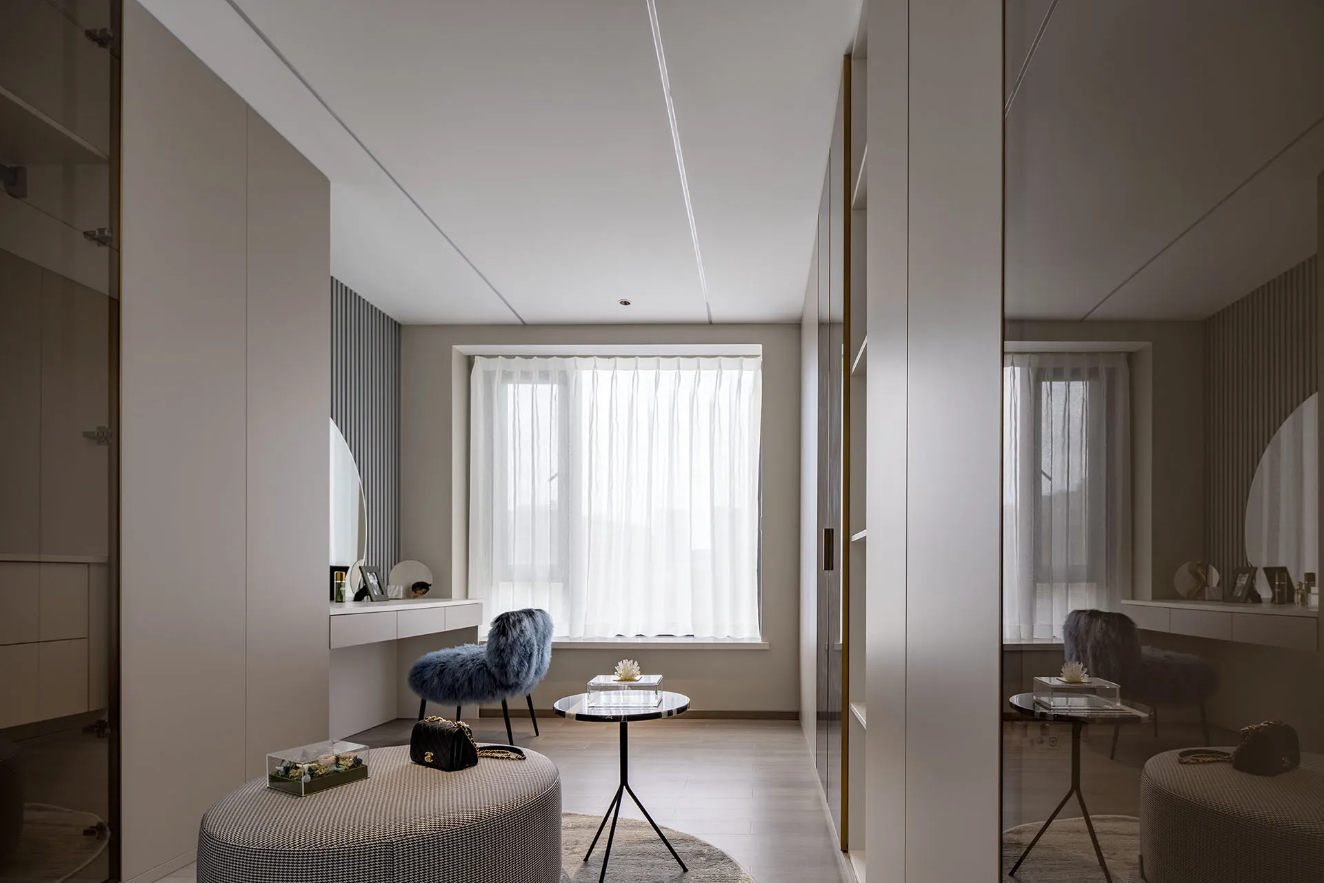 Plain Homeland Slider Three Item 11