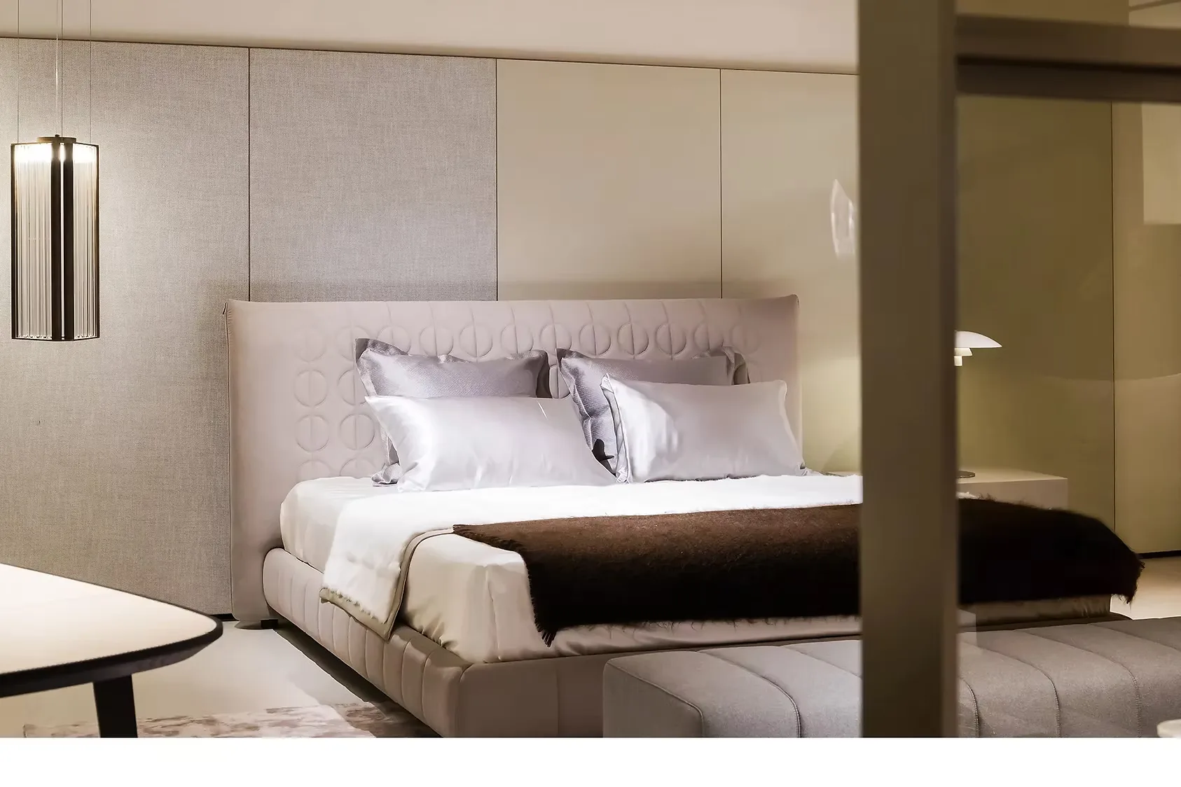 Plain Homeland Slider Three Item 3