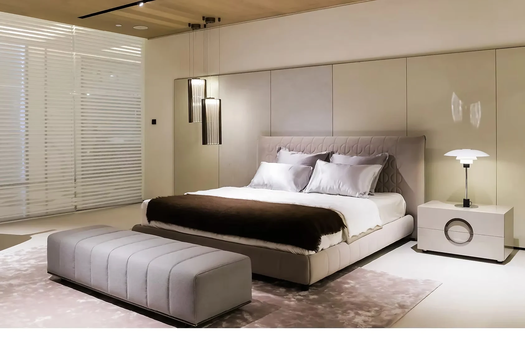 Plain Homeland Slider Three Item 2