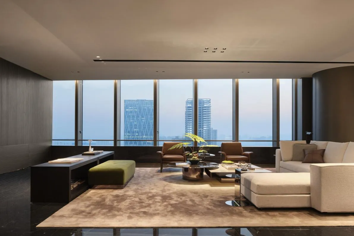 Plain Homeland Slider Three Item 11