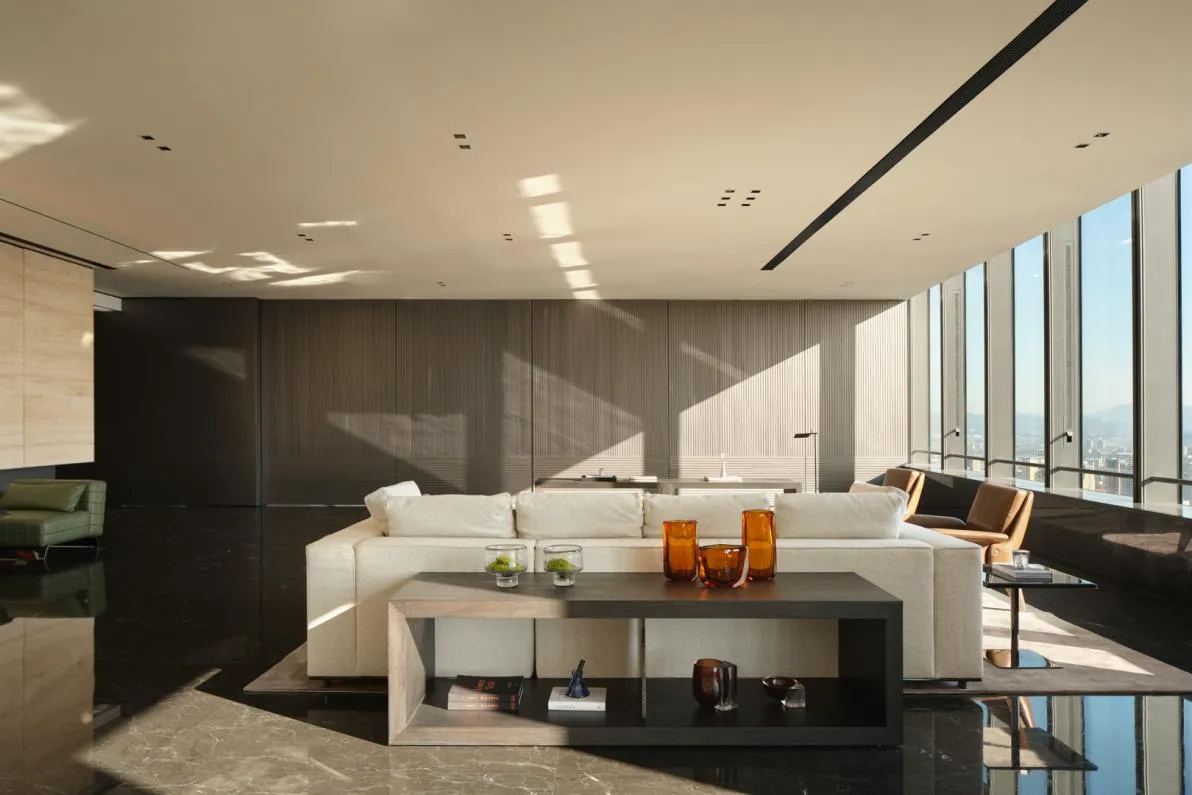 Plain Homeland Slider Three Item 9