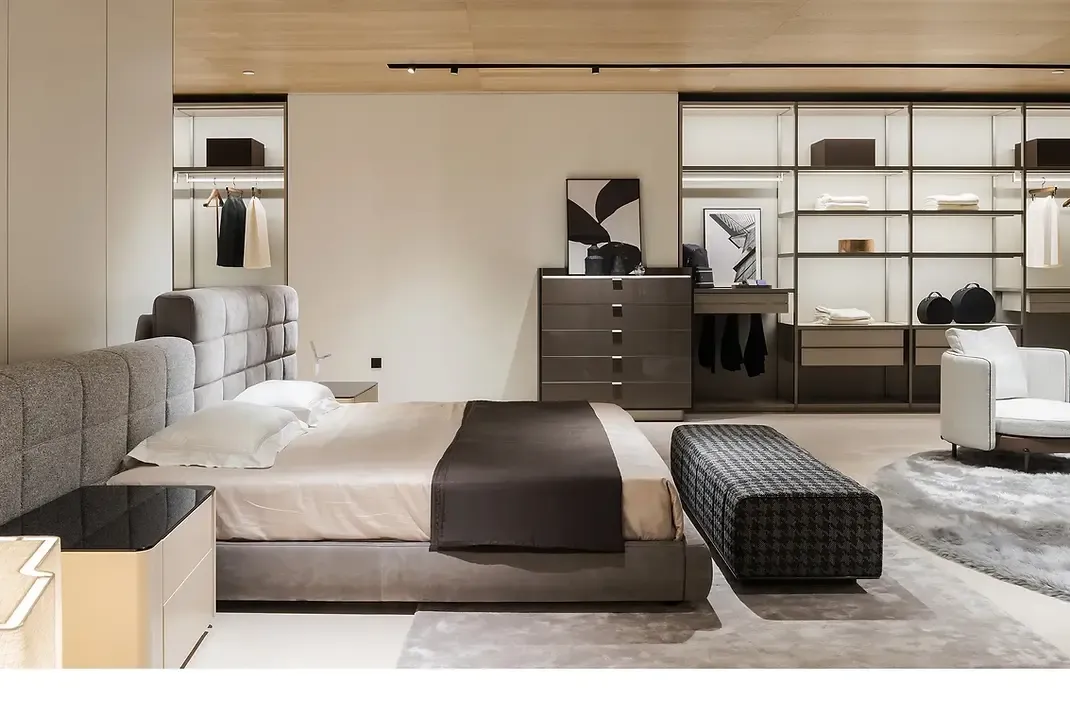 Plain Homeland Slider Three Item 2