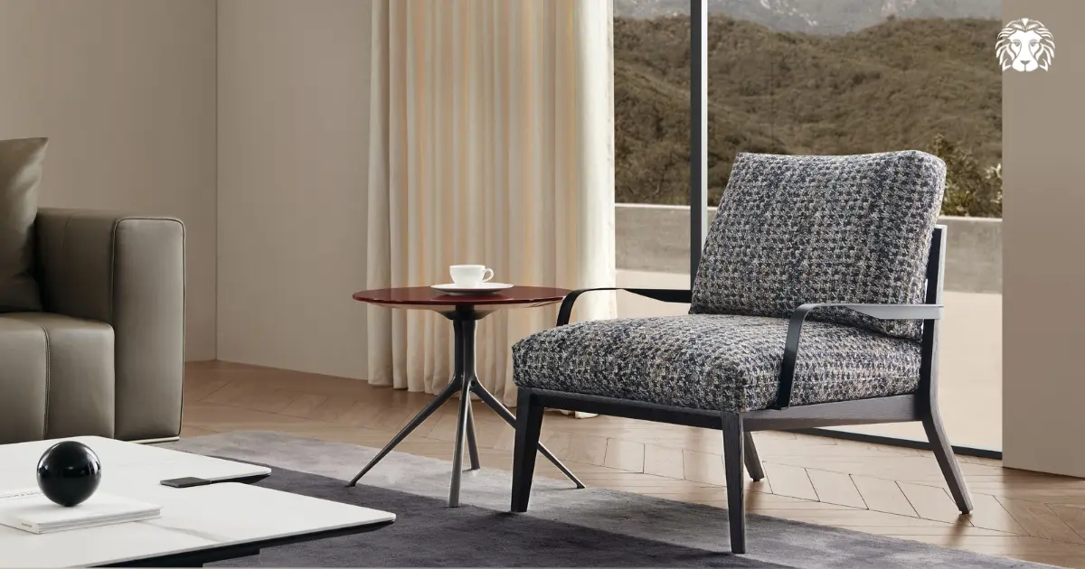 Dòng sofa này nổi bật với thiết kế hình khối gọn gàng, đường nét rõ ràng