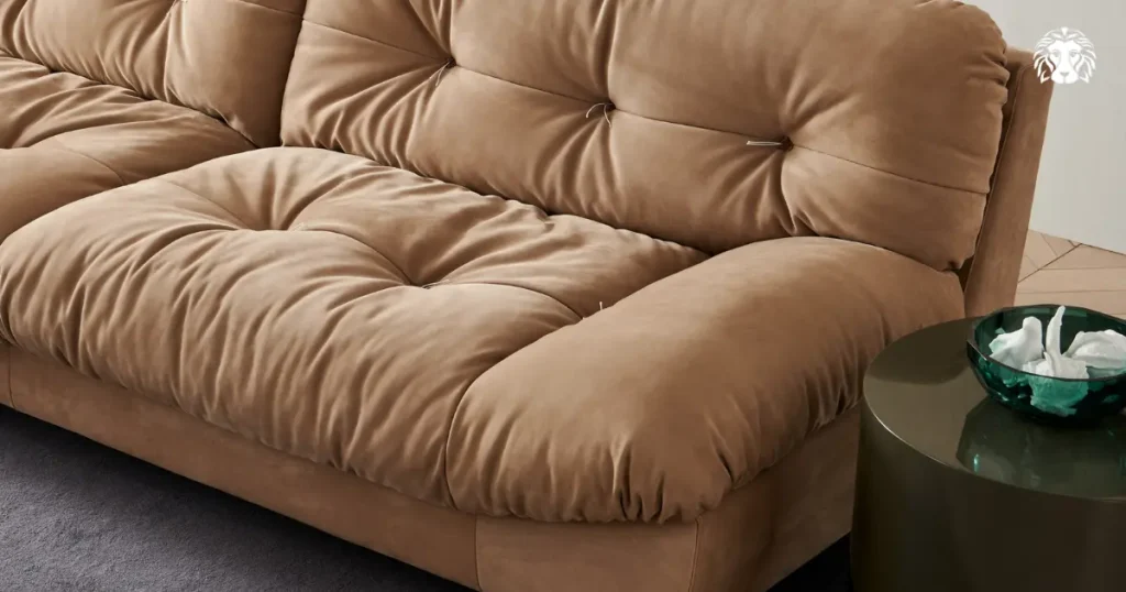 Lớp bọc ghế sofa là lớp vật liệu bao phủ bên ngoài cùng của chiếc sofa
