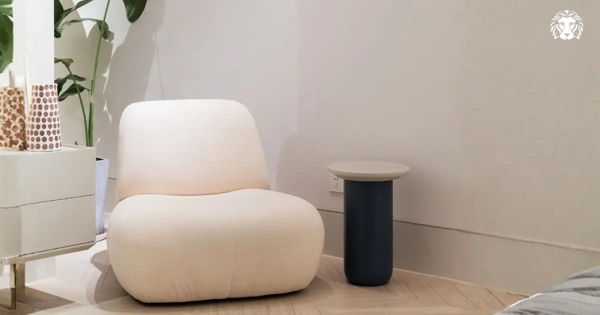 Sofa đơn theo hướng tối giản hiện đại pha cảm hứng Bắc Âu với phom ghế bo tròn, thấp