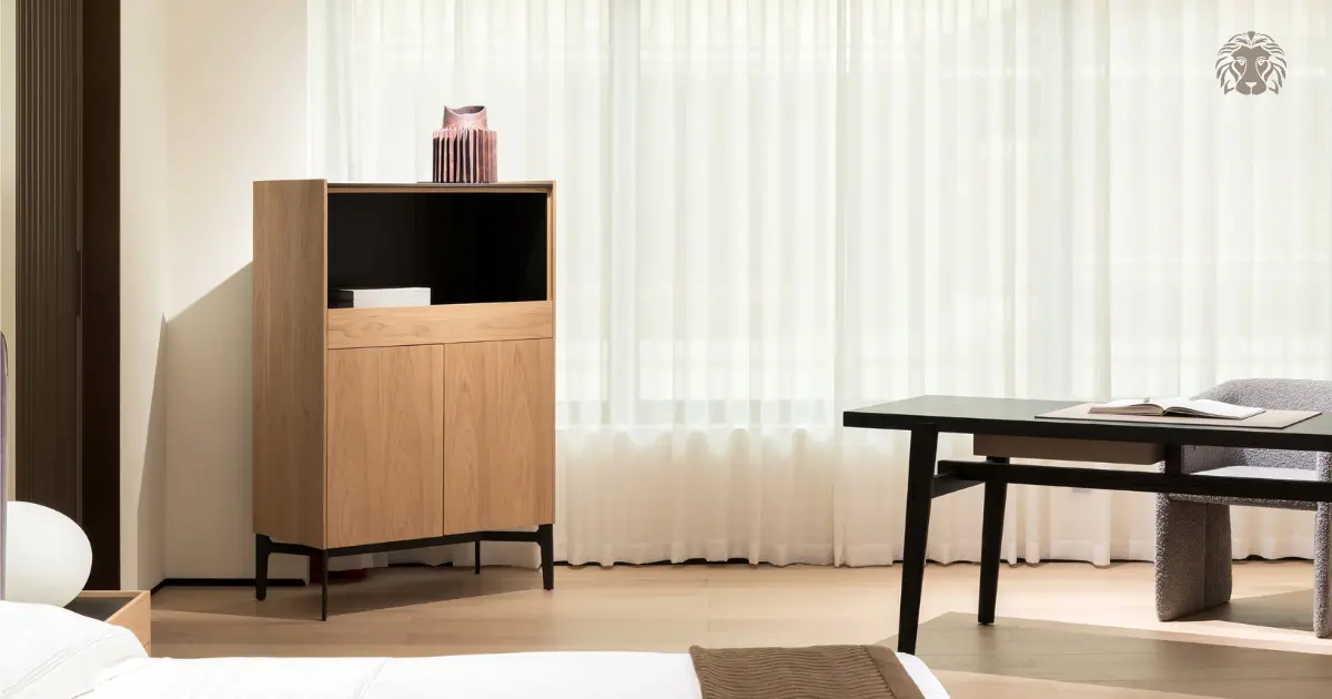 Tủ tài liệu giúp sắp xếp hồ sơ, sách vở và vật dụng cần thiết theo trật tự rõ ràng