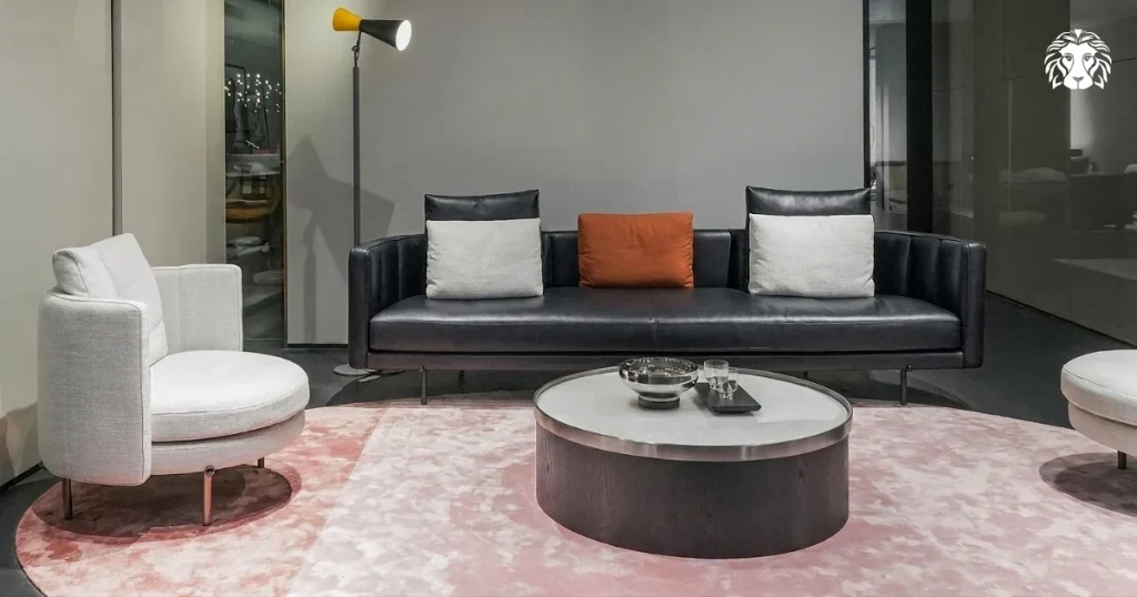 Sofa màu đen thường mang phong cách tối giản với đường nét sắc gọn