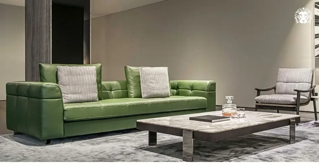 Vệ sinh định kỳ tốn ít chi phí hơn so với việc phục hồi sofa hư hỏng nặng