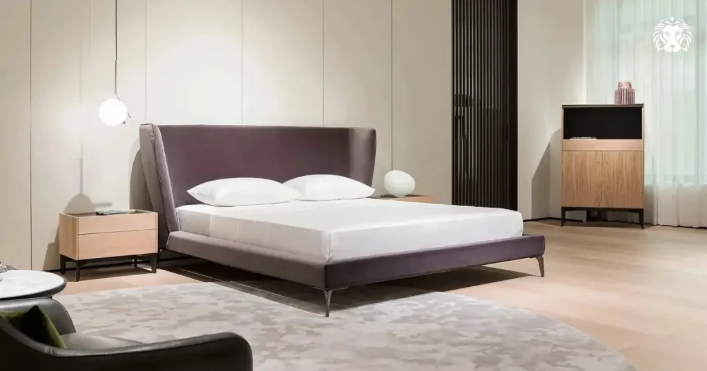 Phòng ngủ hiện đại với giường ngủ bọc nệm, tạo cảm giác sang trọng và thư giãn