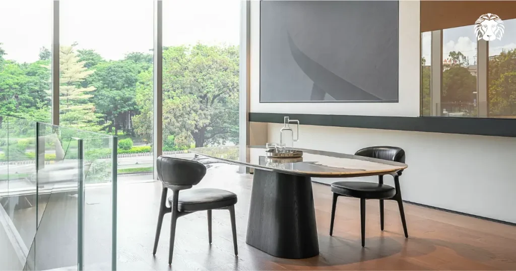 Khu vực ăn uống sử dụng bàn ăn nhỏ gọn