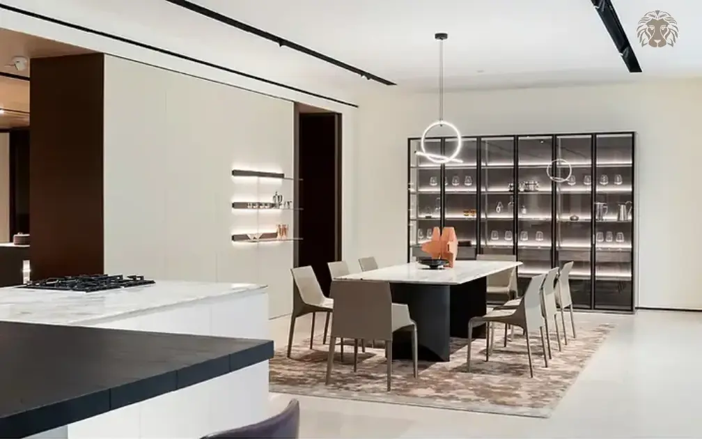 Phòng ăn rộng rãi trong biệt thự phù hợp với bàn ăn kích thước lớn và thiết kế chân bàn tạo điểm nhấn.