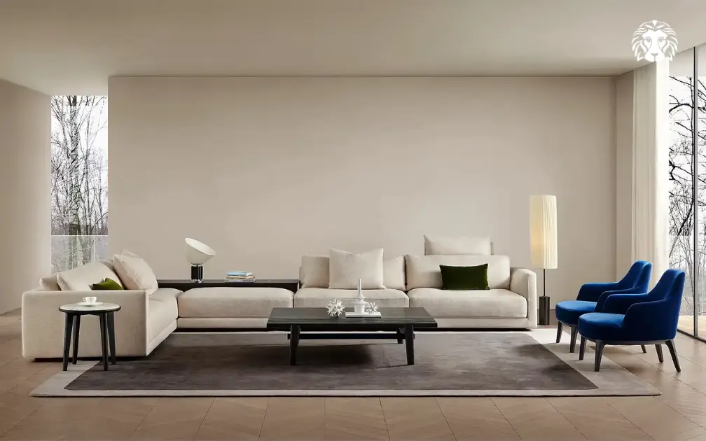 Sofa bọc vải êm ái khơi gợi sự tĩnh tại, là mảnh ghép hoàn hảo cho không gian mang tinh thần thiền định Japandi và Wabi Sabi.