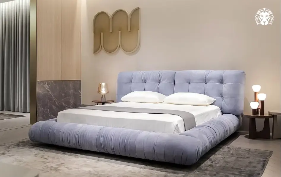 Khung gỗ tự nhiên tẩm sấy hoặc MDF chống ẩm với các khớp nối khít khao giúp triệt tiêu tiếng cót két và đảm bảo độ bền vững chãi.